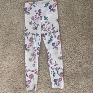 Old navy stretchy leggings flowery and cute